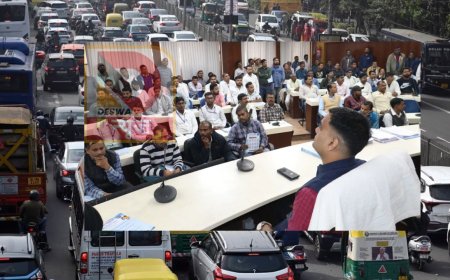 पटना में सरकारी वाहन चालकों की ट्रेनिंग, सड़क सुरक्षा पर जोर—परिवहन विभाग ने किया कार्यक्रम आयोजित