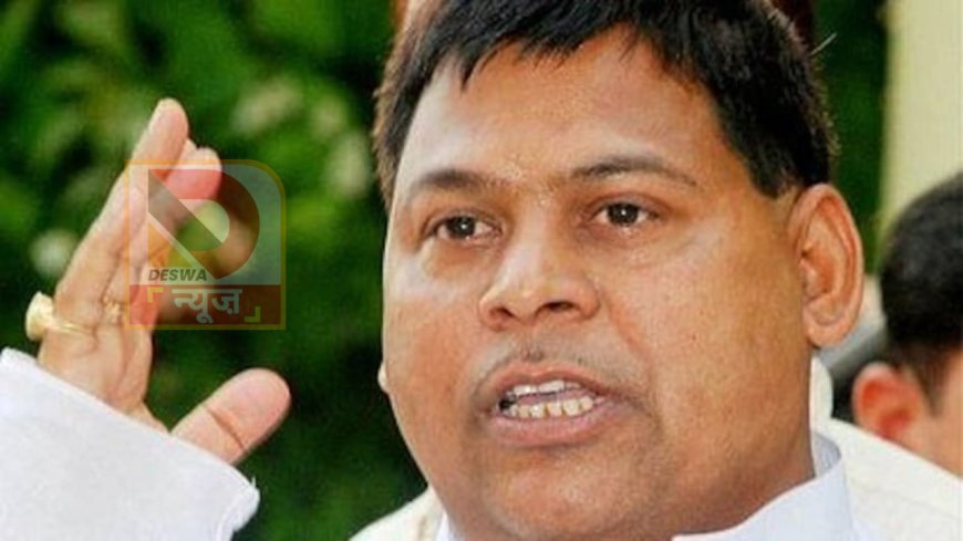 बिहार चुनाव में सियासी बयानबाज़ी तेज़- सुभाष यादव का राहुल गांधी पर तीखा हमला, बोले-बेवकूफ… महाबेवकूफ आदमी हैं