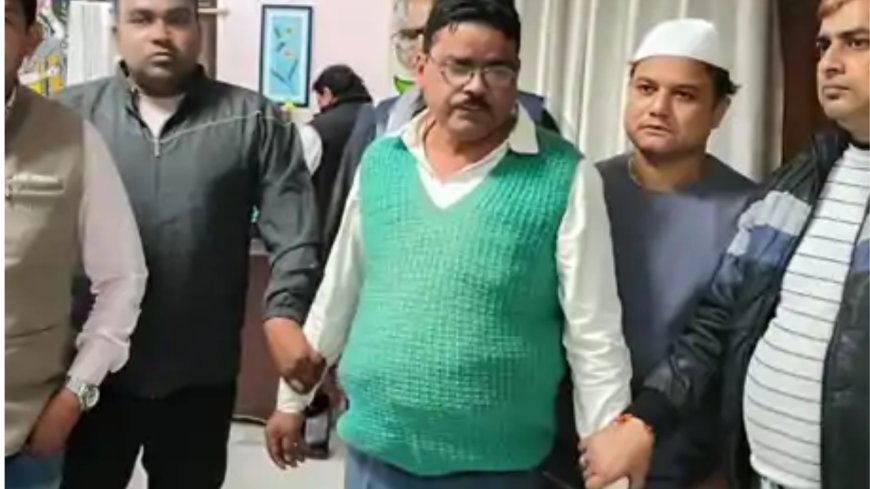 सिवान में विजिलेंस की बड़ी कार्रवाई: हसनपुरा अंचल के सर्किल इंस्पेक्टर दिलीप सिन्हा रिश्वत लेते रंगे हाथ गिरफ्तार