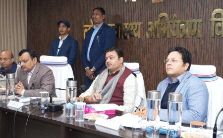 पूर्णिया प्रक्षेत्र की समीक्षा में जवाबदेही तय; पेयजल की गुणवत्ता से समझौता करने वाले संवेदको पर होगी कानून कारवाई