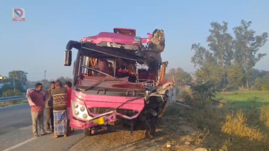 सासाराम में भीषण हादसा:, स्कूली बस-ट्रक टक्कर में 2 शिक्षकों की मौत, कई बच्चे घायल