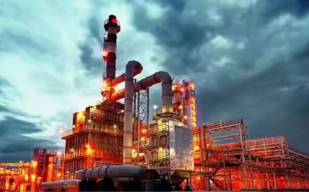 नायरा एनर्जी का बड़ा फैसला, 35 दिन बंद रहेगी रिफाइनरी—पेट्रोल-डीजल संकट का खतरा