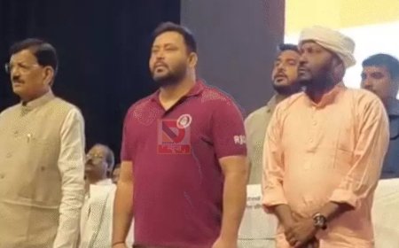 बापू सभागार में पान महासम्मेलन, तेजस्वी यादव का सरकार पर तीखा हमला,बोले- लालू जी लड़ना पसंद किए..चाचा झुकना