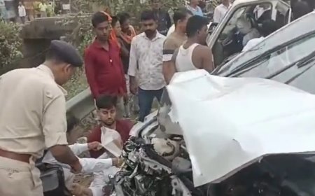 तेज रफ्तार का कहर: पटना में दो कारों की टक्कर से मची अफरा-तफरी