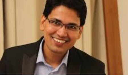 पटना में SVU की बड़ी कार्रवाई, चर्चित ठेकेदार रिशु श्री के फ्लैट पर छापेमारी