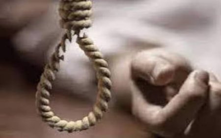  पटना के हॉस्टल में NEET की छात्रा ने किया सुसाइड, कमरे में फंदे से लटका मिला शव, रोते हुए दोस्त से कहा था- माता-पिता बात नहीं करते
