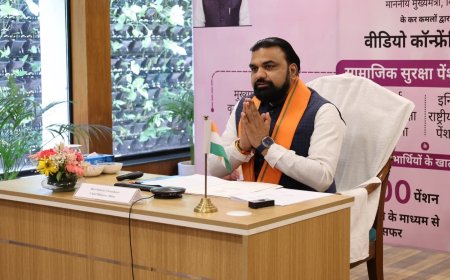 पीएम मोदी ने पूरा किया सबसे लंबा कार्यकाल, सीएम सम्राट ने गरीबों को दी बड़ी राहत, पेंशनधारियों के खाते में भेजी 1100 करोड़ की राशि