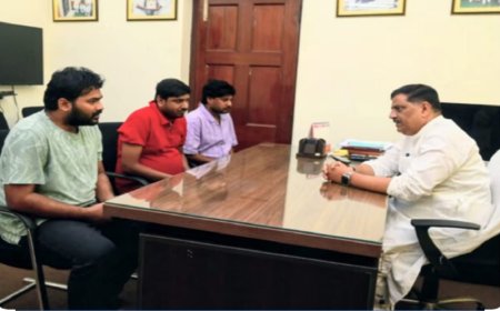 खान सर विवाद में जेडीयू की एंट्री : रौशन आनंद ने संजय झा को पूरे मामले से अवगत कराया, 20 मिनट की मुलाकात में क्या हुई बात ?