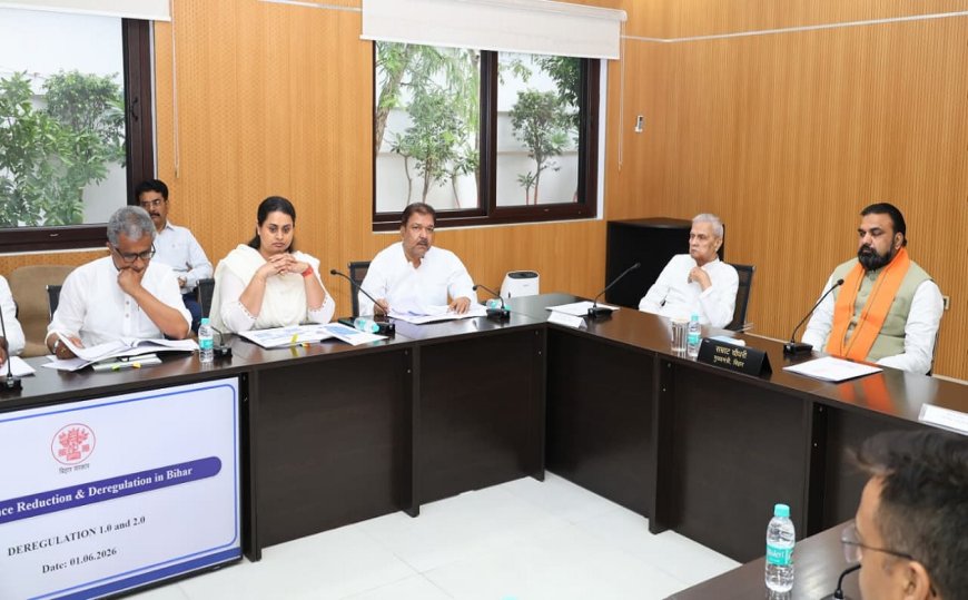 नागरिक सेवाओं के लिए लोगों को बार-बार कार्यालयों का चक्कर ना लगाना पड़े, सीएम का निर्देश-निवेश एवं व्यवसाय के लिए सुगम वातावरण बनाएं अधिकारी