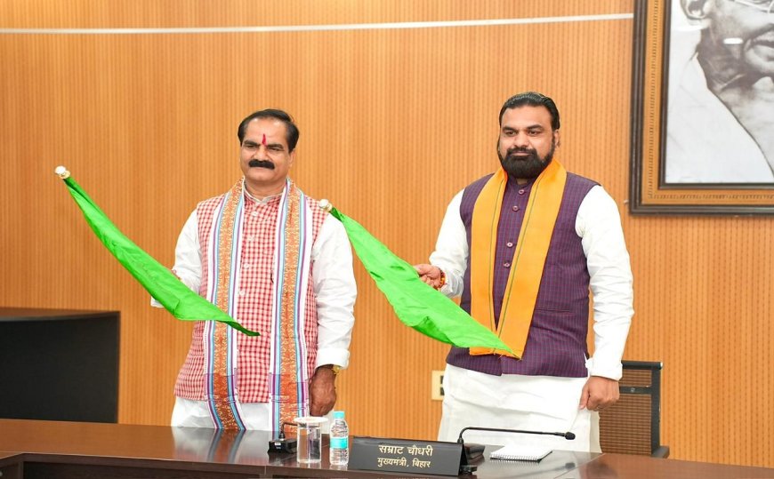 दिल्ली-पटना के बीच बुलेट ट्रेन : जानिए दिल्ली पहुंचने में लगेगा कितना समय, अमृत भारत एक्सप्रेस को सीएम ने किया रवाना