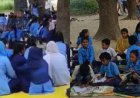सारण के इस स्कूल में सात सौ छात्र और 22 शिक्षक, पर बैठने को एक भी क्लासरूम नहीं,  बच्चों के भविष्य से खिलवाड़ क्यों ? 