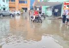 मानसून की पहली झमाझम बारिश से राजधानी बेहाल : एलएनजेपी अस्पताल बना 'तालाब', मरीज 'ढोने' को मजबूर हुए तीमारदार