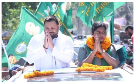 बांकीपुर में गरमाई सियासत : तेजस्वी का शक्ति प्रदर्शन, आरजेडी प्रत्याशी रेखा गुप्ता के पक्ष में मेगा रोड शो, कहा- जनता करारा जवाब देगी