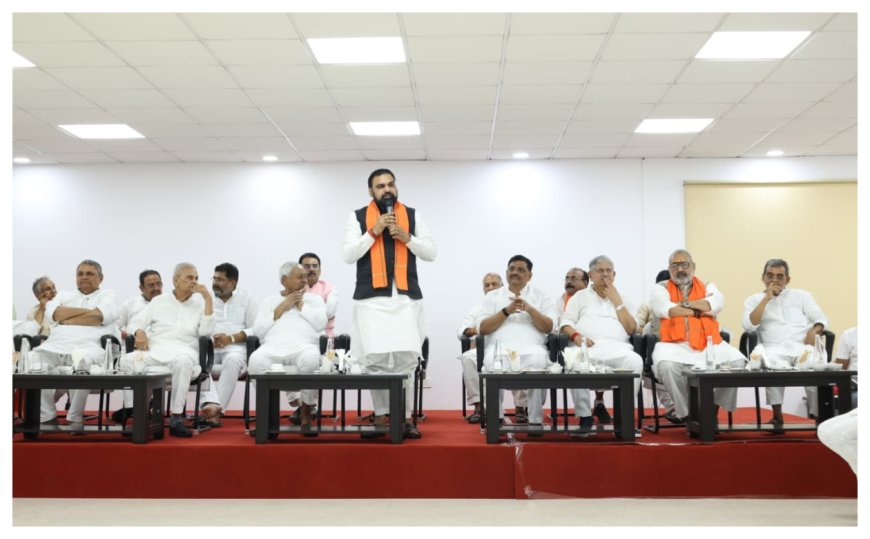 15 अगस्त के बाद जिलों का दौरा करेंगे मुख्यमंत्री, मार्च से पहले सभी जिलों में शुरू होगा मेडिकल कॉलेज एवं अस्पताल का निर्माण