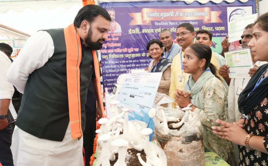 महिला रोजगार योजना के तहत कब आएगी आपके खाते में राशि ? मुख्यमंत्री ने बता दी तारीख..मुंगेर से भागलपुर तक मरीन ड्राइव की भी घोषणा