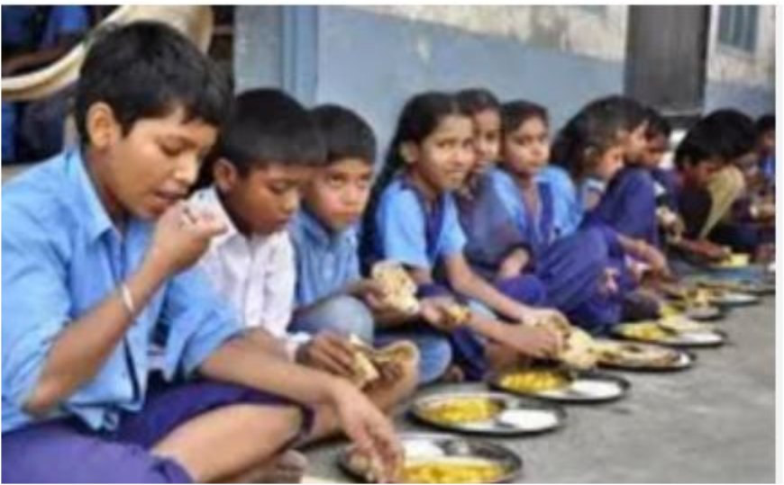 अब सरकारी स्कूलों में बच्चों को मिलेगा गुणवत्तायुक्त गर्म भोजन, मिड डे मील की समीक्षा में शिक्षा मंत्री के कड़े निर्देश 