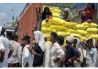 औरंगाबाद में खाद की कालाबाजारी से किसान परेशान,  इतने रुपये में मिल रही एक बोरी खाद, जिला प्रशासन खामोश