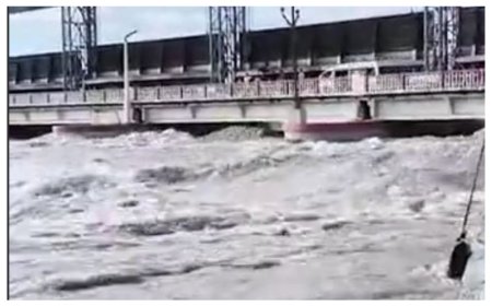 दो-तीन घंटे में गंडक नदी दिखा सकती है विकराल रूप; कई जिलों में बाढ़ की आशंका, बिहार में हाई अलर्ट, एनडीआरएफ तैनात
