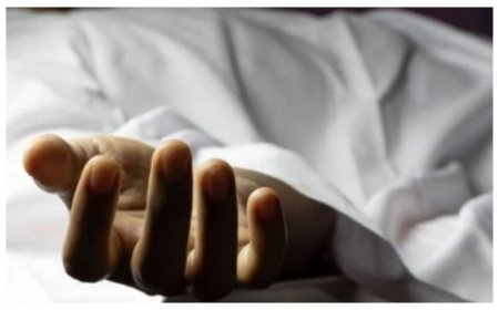गोपालगंज में दर्दनाक हादसा : सेप्टिक टैंक की सेंटिरिंग खोलने उतरे चार मजदूरों की मौत, बचाने के चक्कर में एक-एक कर गंवाई जान