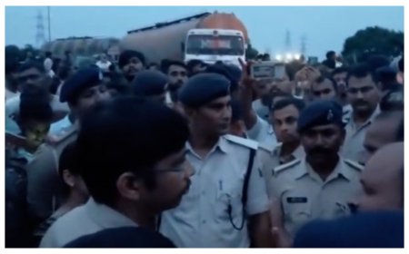 संदिग्ध परिस्थितियों में चार युवकों की मौत के बाद भड़का आक्रोश, एनएच जाम; मंत्री विजय सिन्हा के सामने शराबबंदी पर उठाए सवाल