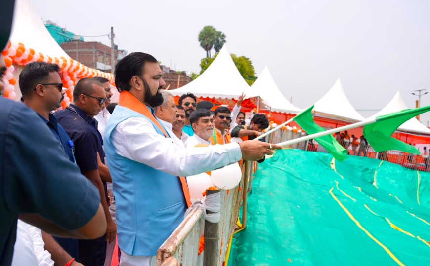 मुख्यमंत्री ने नासरीगंज-पानापुर निःशुल्क स्टीमर फेरी सेवा का किया शुभारंभ, 66 हजार से अधिक आबादी को मिली आवागमन की सुविधा 