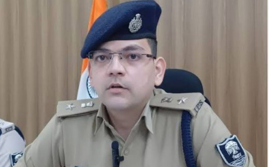 मवेशी तस्करों को सुरक्षित सीमा पार कराने वालों पर एसपी का तगड़ा एक्शन; दारोगा समेत चार पुलिसकर्मी गिरफ्तार