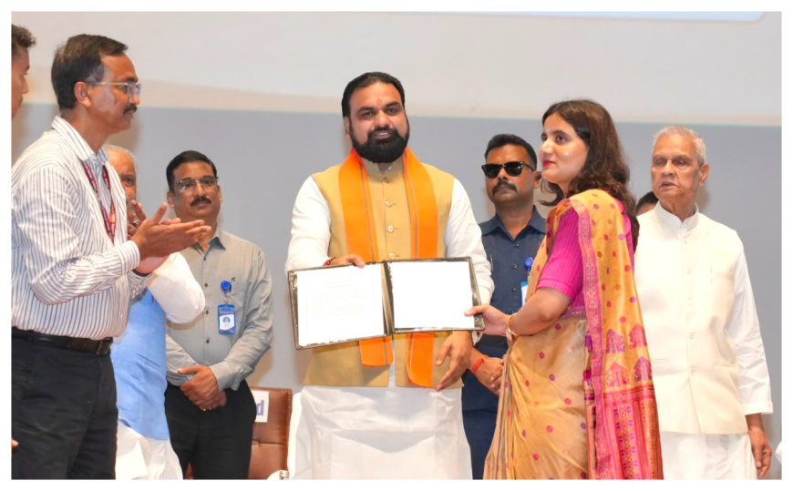 बीपीएससी परीक्षा में सफल अभ्यर्थियों को एक साथ नियुक्तिपत्र, सीएम बोले-ईमानदारी से लोगों की सेवा करनी है 