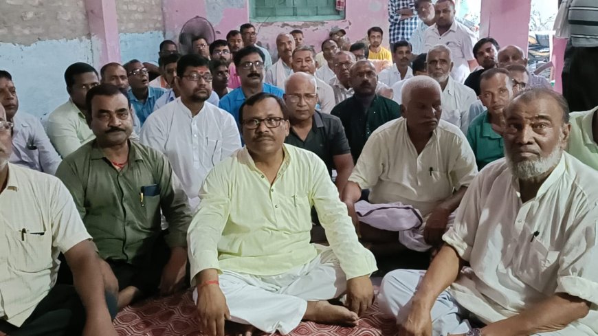 पेपरलेस निबंधन के विरोध में दस्तावेज नवीस संघ की अनिश्चितकालीन हड़ताल, सुपौल में कामकाज प्रभावित