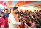 फसल क्षति का आकलन कर प्रभावित किसानों को समुचित मुआवजा देगी सरकार, मुख्यमंत्री ने बाढ़ राहत शिविर में लोगों से की बात