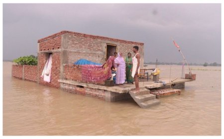 पटना में गंगा नदी ने तोड़ा दस साल का रिकाॅर्ड; नौ नदियां खतरे के निशान से उपर, बिहार के 11 जिलों की 201 पंचायतें बाढ़ से प्रभावित