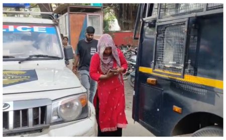 समस्तीपुर में नेहा की गिरफ्तारी के बाद अब पटना में रिया की गिरफ्तरी, शराब तस्करी में महिलाओं को कौन धकेल रहा..?