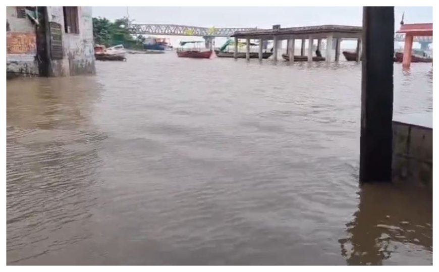पटना समेत बिहार के कई जिलों में मंडराया बाढ़ का खतरा; पुनपुन का रिंग बांध टूटा, गंगा के जलस्तर में भी लगातार वृद्धि, सतर्क रहने की अपील 